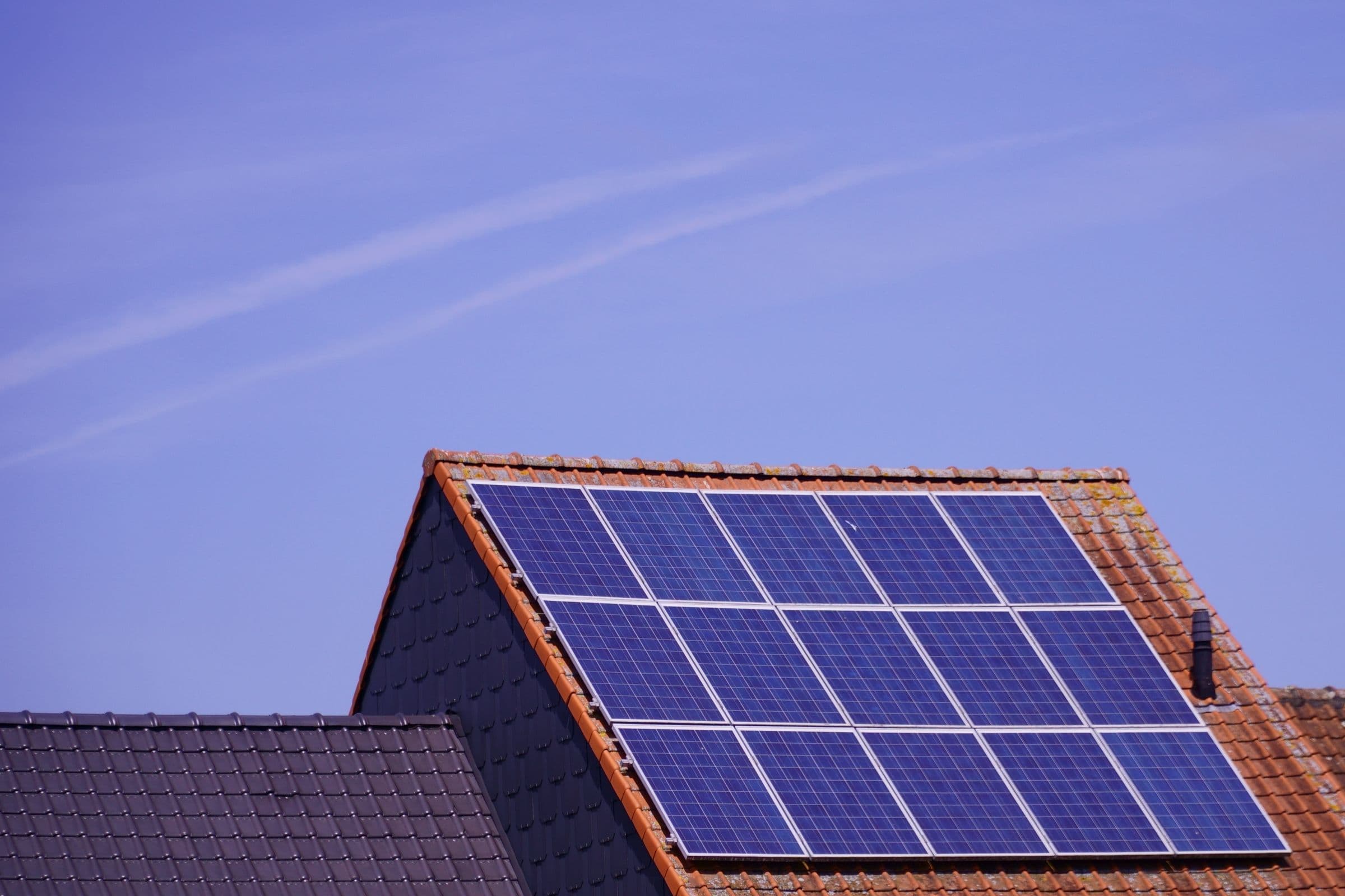 Photovoltaik-Module auf einem Ziegeldach